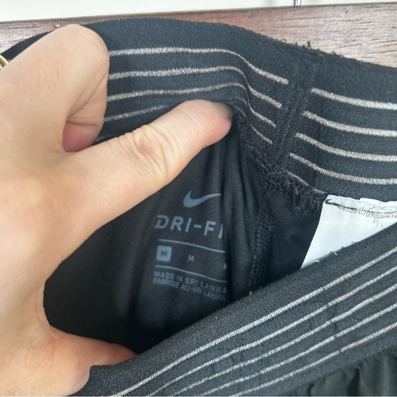 Nike Women's Black Running Shorts - Picture 3 of 3
